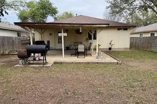 6909 Sabrina Dr, Austin, TX 78747 - Photo 22