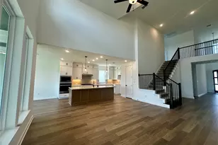 473 Sage Thrasher Cir, Dripping Springs, TX 78620 - Photo 4