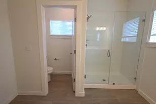 6800 Menchaca Rd, Austin, TX 78745 - Photo 12