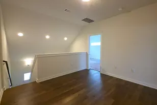 6800 Menchaca Rd, Austin, TX 78745 - Photo 18