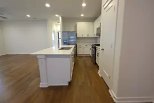 6800 Menchaca Rd, Austin, TX 78745 - Photo 6