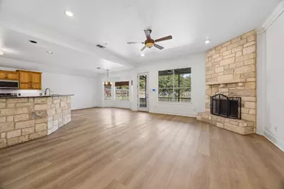 100 Quarry Springs Drive, San Marcos, TX 78666 - Photo 6