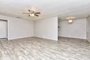 900 Cactus Dr, Round Rock, TX 78681 - Photo 6