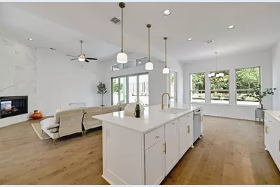 905 Crestone Stream Drive, Austin, TX 78738 - Photo 12
