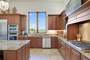 27206 Waterfall Hill Pkwy, Spicewood, TX 78669 - Photo 14