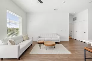 1811 Webberville Rd, Austin, TX 78721 - Photo 6