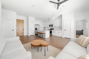 1811 Webberville Rd, Austin, TX 78721 - Photo 8