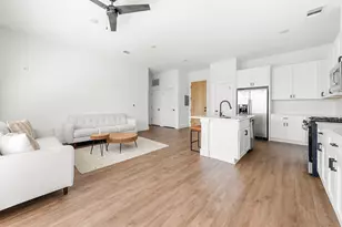 1811 Webberville Rd, Austin, TX 78721 - Photo 10