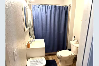621 S Commerce Street, Lockhart, TX 78644 - Photo 12