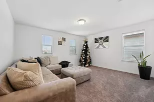 113 Uncle Billy Wy, Jarrell, TX 76537 - Photo 12