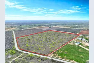 000 Settlers Way, Seguin, TX 78155 - Photo 2