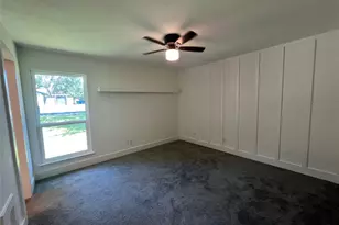 322 McClendon Dr, Elgin, TX 78621 - Photo 22