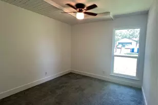 322 McClendon Dr, Elgin, TX 78621 - Photo 20