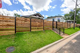 1199 Coleto St, Austin, TX 78702 - Photo 28