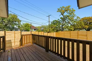 1199 Coleto St, Austin, TX 78702 - Photo 22