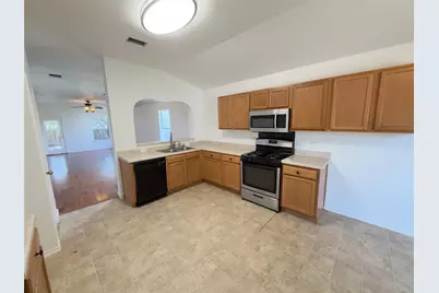 339 Oxford Drive, Kyle, TX 78640 - Photo 4
