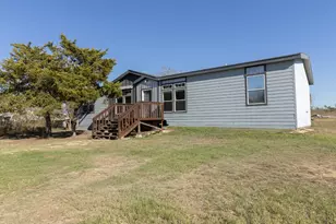 425 High View Ranch Dr, Cedar Creek, TX 78612 - Photo 1