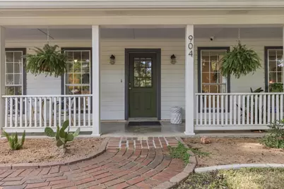 904 Spring Street, Bastrop, TX 78602 - Photo 10