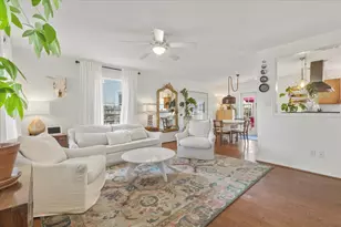 904 Spring St, Bastrop, TX 78602 - Photo 4