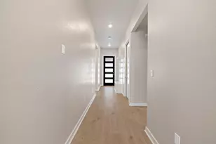 309 Barton Run Dr, Georgetown, TX 78628 - Photo 12