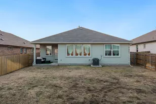 205 Charles Trl, Georgetown, TX 78626 - Photo 32