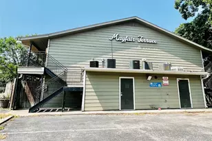 1037 E 44th St, Austin, TX 78751 - Photo 8