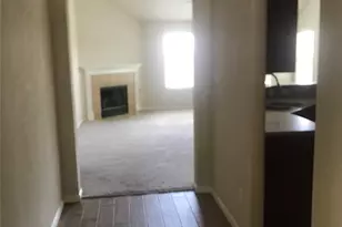 913 Rochester Castle Way, Pflugerville, TX 78660 - Photo 4