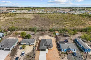 232 Amaranta Ln, Del Valle, TX 78616 - Photo 4