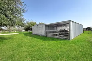 1401 Fm 112, Lexington, TX 78947 - Photo 30