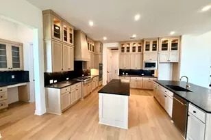 109 La Ventana Dr, Liberty Hill, TX 78642 - Photo 2