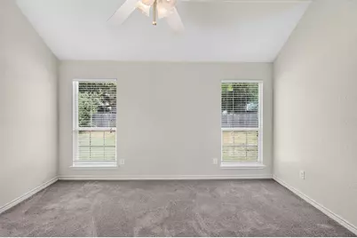 1512 Shadow Walk, Lockhart, TX 78644 - Photo 22
