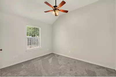 1512 Shadow Walk, Lockhart, TX 78644 - Photo 18