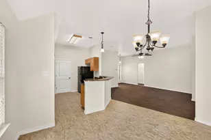 1512 Shadow Walk, Lockhart, TX 78644 - Photo 10