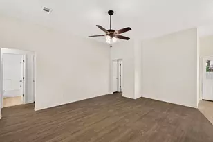 1512 Shadow Walk, Lockhart, TX 78644 - Photo 6