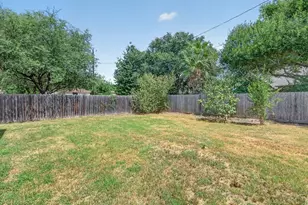 1512 Shadow Walk, Lockhart, TX 78644 - Photo 26