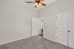 1512 Shadow Walk, Lockhart, TX 78644 - Photo 20