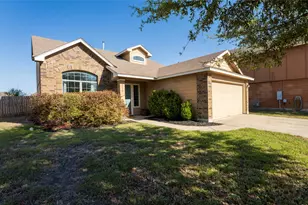 1576 Twin Cove, Kyle, TX 78640 - Photo 2