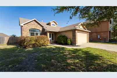 1576 Twin Cove, Kyle, TX 78640 - Photo 2