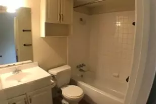 630 Maiden Ln, Austin, TX 78705 - Photo 10