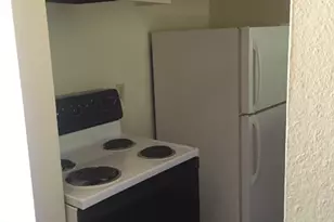 630 Maiden Ln, Austin, TX 78705 - Photo 6