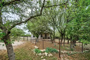 1816 Spring Valley Dr, Dripping Springs, TX 78620 - Photo 26