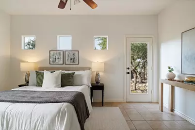 1816 Spring Valley Drive, Dripping Springs, TX 78620 - Photo 18