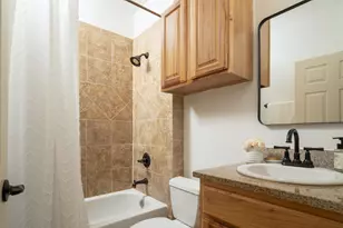 1816 Spring Valley Dr, Dripping Springs, TX 78620 - Photo 24