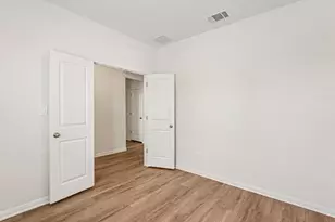 117 Maple Hedge Rd, Hutto, TX 78634 - Photo 6