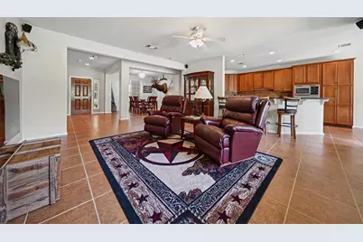 206 Mustang Island Trail, Georgetown, TX 78633 - Photo 30