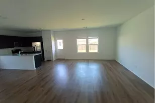 100 Tugboat Annie Wy, Jarrell, TX 76537 - Photo 2