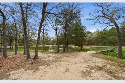 202 Cedar Hills Drive, Elgin, TX 78621 - Photo 36