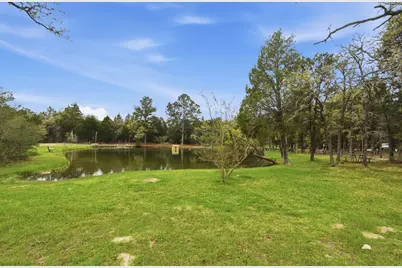 202 Cedar Hills Drive, Elgin, TX 78621 - Photo 34