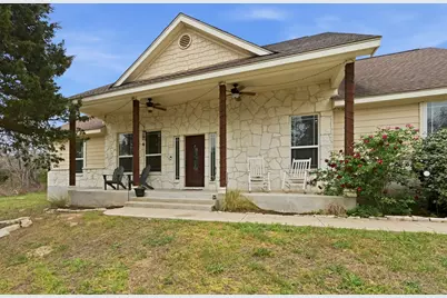 202 Cedar Hills Drive, Elgin, TX 78621 - Photo 38