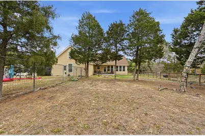 202 Cedar Hills Drive, Elgin, TX 78621 - Photo 30